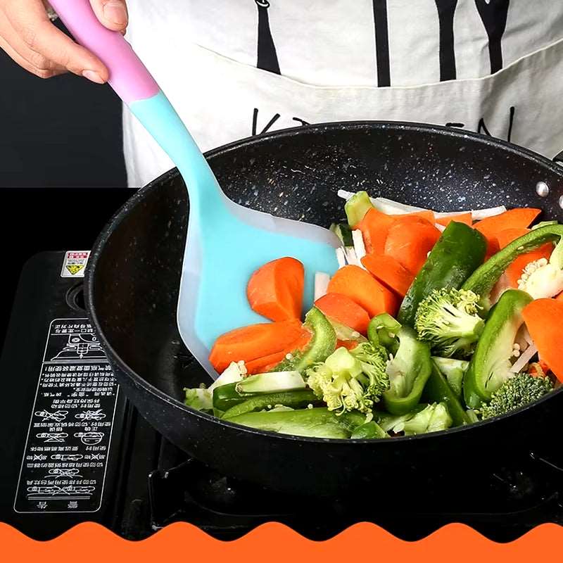 Dual-Color Silicone Spatula – Heat-Resistant Non-Stick Kitchen Utensil