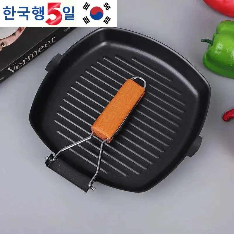 The Foldable Portable Grill Pan with Wooden Handle – Your Ultimate Outdoor Cooking Companion!