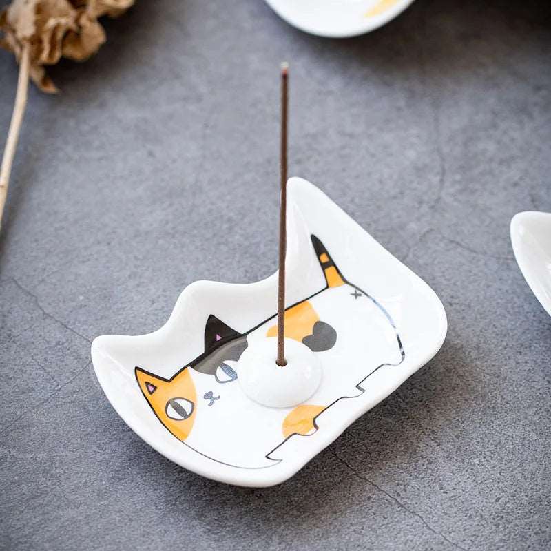 1PC Japanese Cat Ceramic Incense Tray & Seasoning Dish - Cute Animal Design