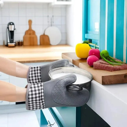 High-Temperature Resistant Silicone Oven Gloves – Non-Slip Kitchen Baking Tools